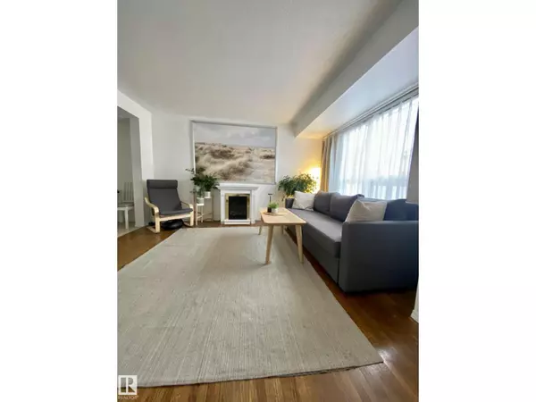 Edmonton, AB T5E5V8,132 DICKINSFIELD CO NW