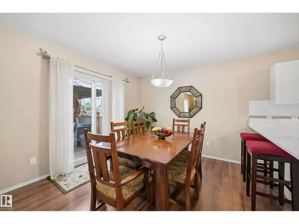 Edmonton, AB T6T1Y4,3371 25 AV NW