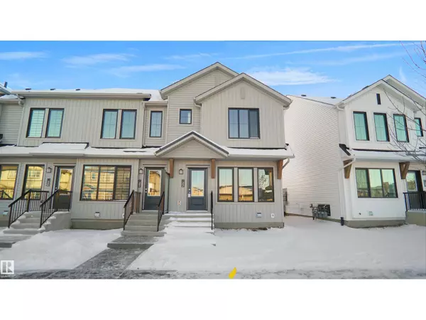 Edmonton, AB T6W3J2,#2 3705 141 ST SW