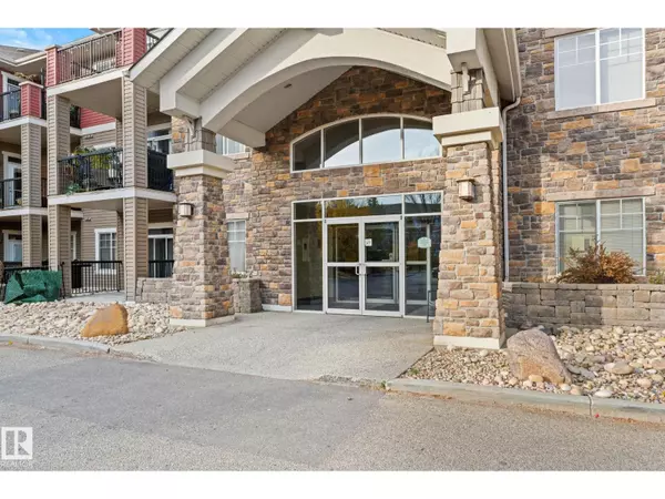 Edmonton, AB T6R0H1,#302 2503 Hanna CR NW