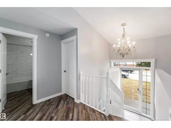 Gibbons, AB T0A1N0,5039 49 ST