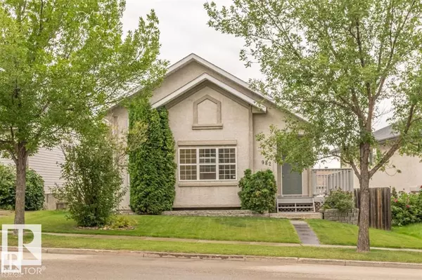 982 JIM COMMON DR, Sherwood Park, AB T8H1V1