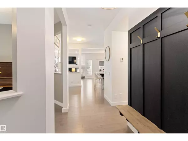 Sherwood Park, AB T8H0Z3,70 AVEBURY CT