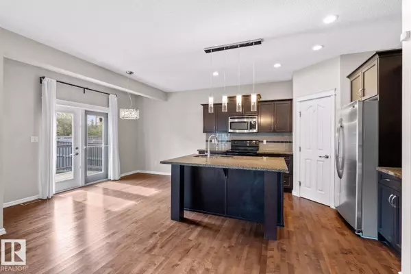Edmonton, AB T6W0K2,716 ADAMS WY SW