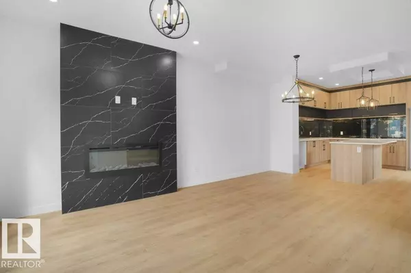 Edmonton, AB T6H1N2,10946 62 AV NW