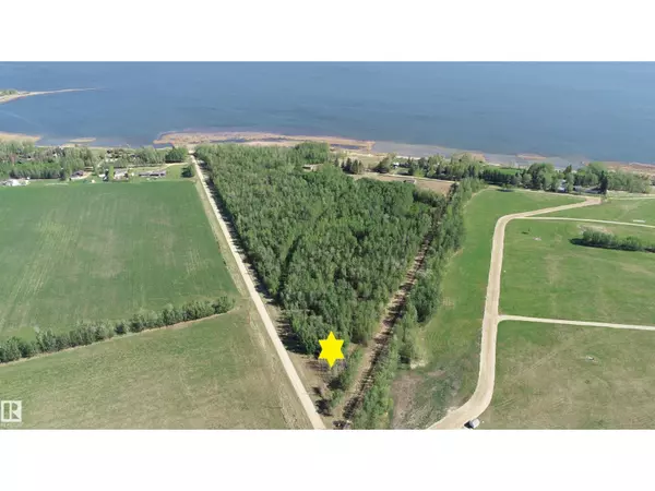 400 54411 RGE RD 40, Rural Lac Ste. Anne County, AB T0E0A0