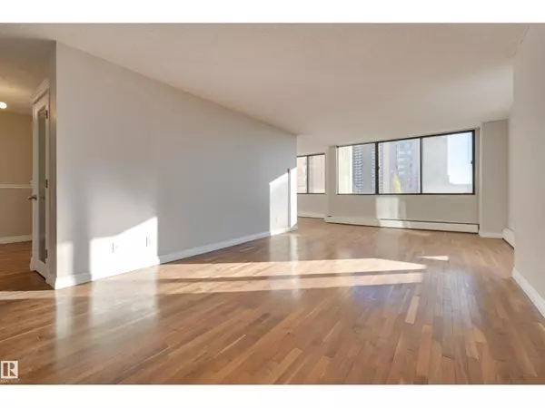 Edmonton, AB T5K2K3,#301 9921 104 ST NW