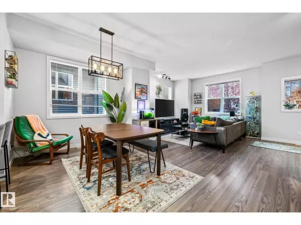 Edmonton, AB T6X0Y2,#45 655 WATT BV SW