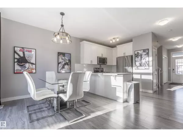 Edmonton, AB T6M0Y1,20031 18 AV NW