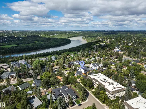 Edmonton, AB T6G1W6,7907 119 ST NW