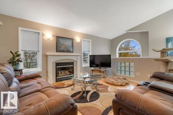 Edmonton, AB T5Z3L5,16203 83 ST NW