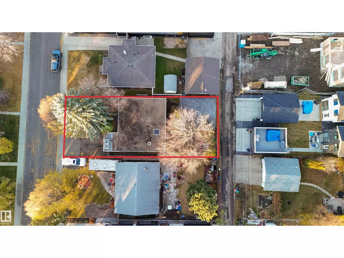 Edmonton, AB T6E0R9,9316 69 AV NW