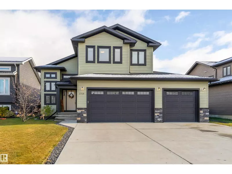 1719 Crestview WY, Cold Lake, AB T9M0L8