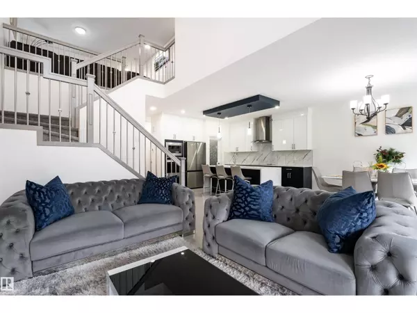 Edmonton, AB T6W4X9,5710 CAUTLEY CR SW