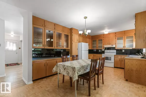 Edmonton, AB T5N1B8,11028 131 ST NW