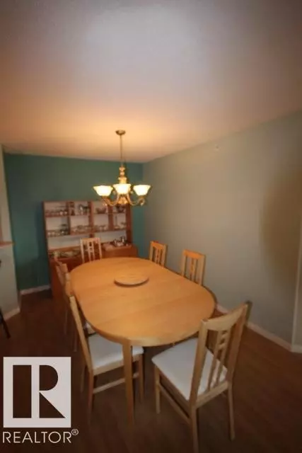 Edmonton, AB T6A0H1,##303 6210 101 AV NW