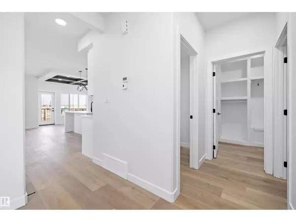 St. Albert, AB T8T2C6,38 CANNES CV