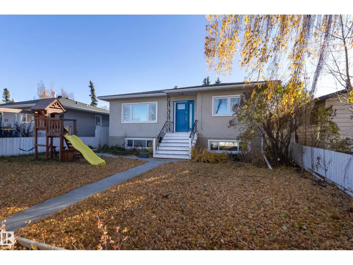 Edmonton, AB T6E0M2,9651 66 AV NW