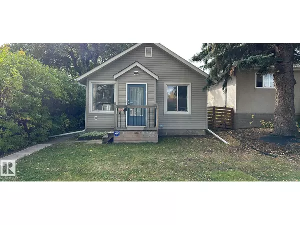 10657 64 AV NW, Edmonton, AB T6H1T1