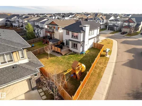 Edmonton, AB T5T5W7,1374 SECORD LD NW