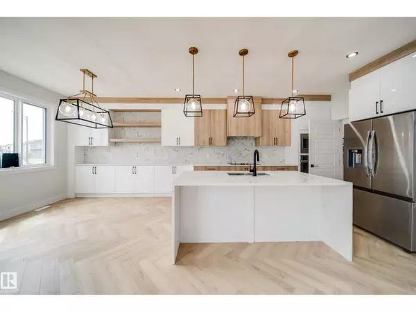 8815 183 AV NW, Edmonton, AB T5Z0S8