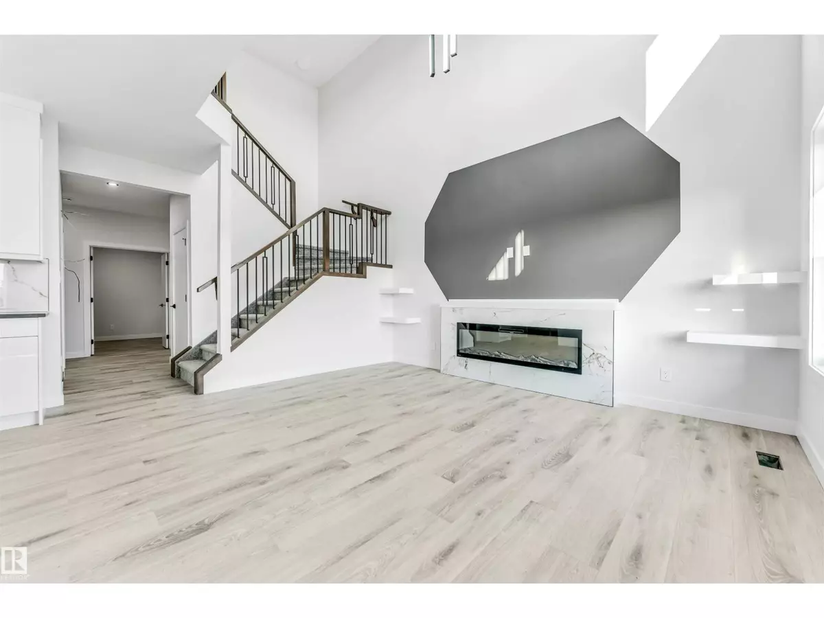 St. Albert, AB T8N8C4,100 ELDRIDGE PT