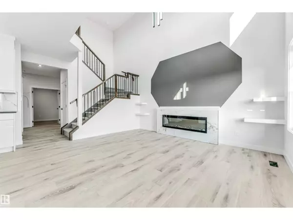 100 ELDRIDGE PT, St. Albert, AB T8N8C4