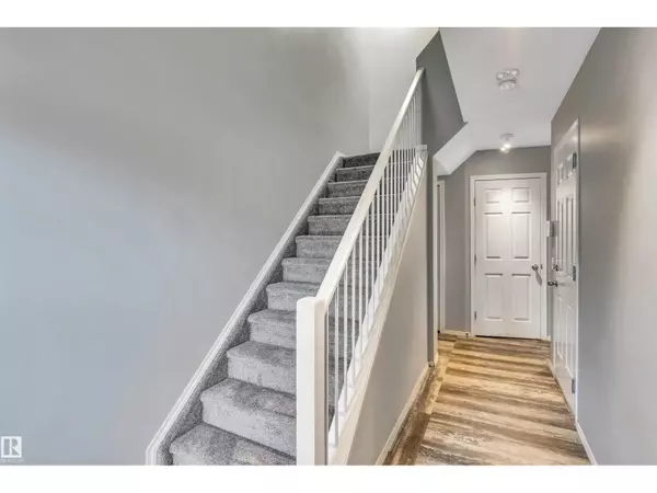 Edmonton, AB T6X1M4,#123 150 EDWARDS DR SW