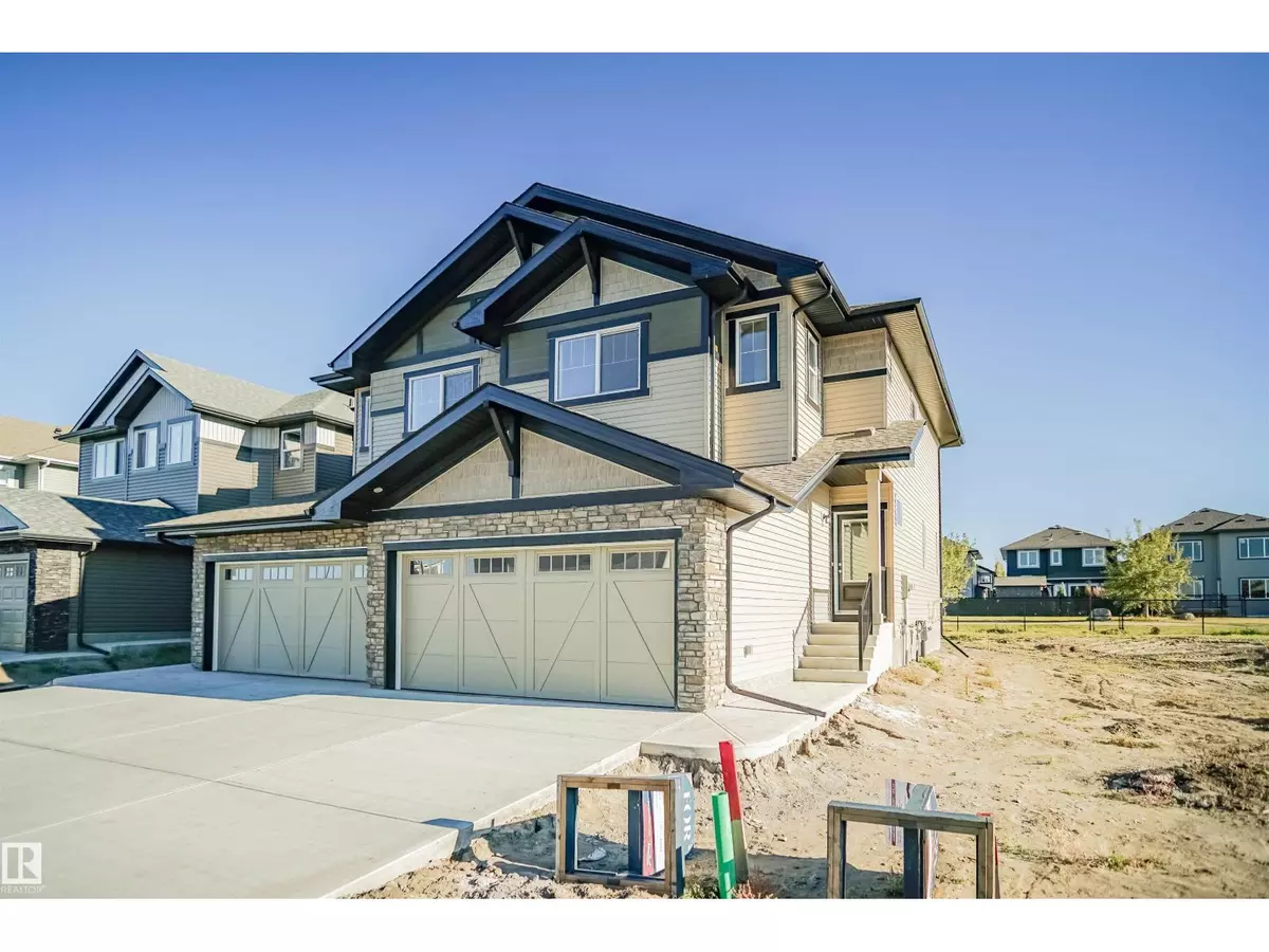 Sherwood Park, AB T8H1A8,203 SAVOY CR