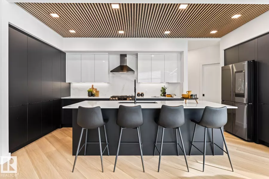 6237 KING VISTA VS SW, Edmonton, AB T6W3Z8