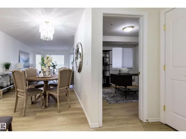 Edmonton, AB T5T6H9,#120 6703 172 ST NW