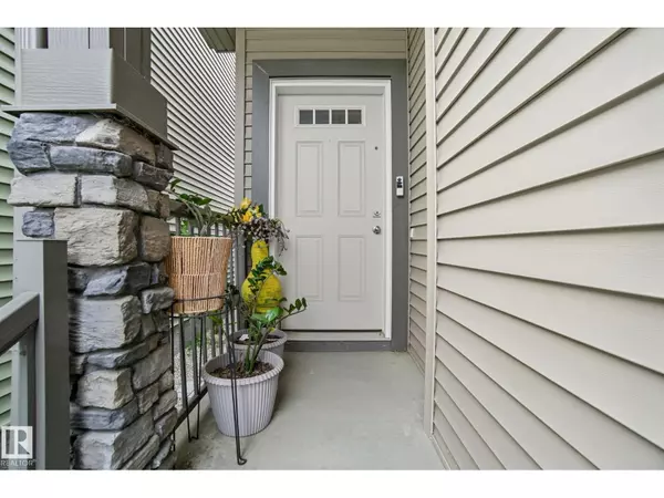 Edmonton, AB T6X2N8,9307 PEAR LINK SW SW