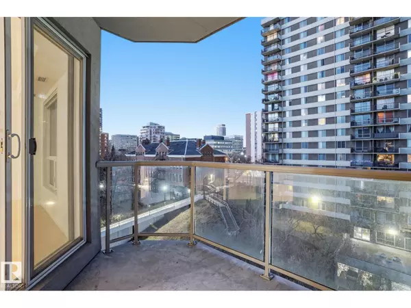 #1101 9819 104 ST NW, Edmonton, AB T5K0Y8