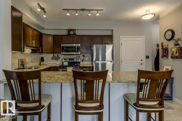 Edmonton, AB T5T3X4,#322 2035 GRANTHAM CO NW