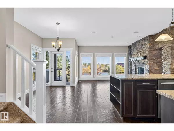 Edmonton, AB T5T4G7,3841 GALLINGER LO NW