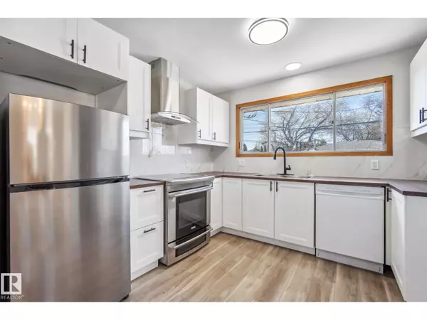 Edmonton, AB T6B1A4,6007 95 AV NW