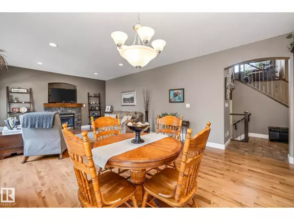 Fort Saskatchewan, AB T8L0E4,39 HILLSIDE TC