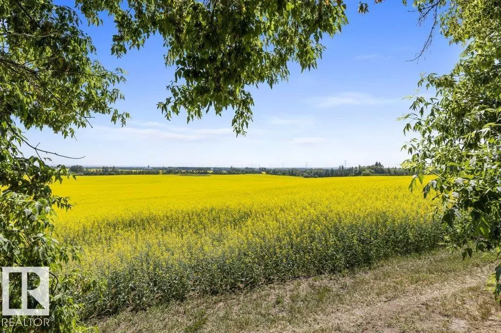 Edmonton, AB T5Y6B7,21203 18 ST NW