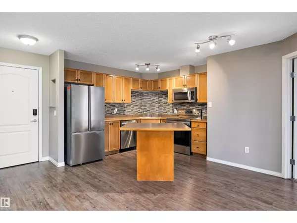 Edmonton, AB T6M0A4,#421 5350 199 ST NW