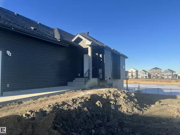 St. Albert, AB T8N8C4,72 ELDRIDGE PT