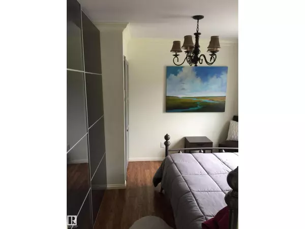 Edmonton, AB T5B4H1,#2 12008 Fort RD NW NW