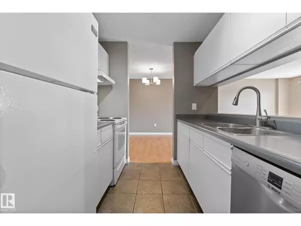 Edmonton, AB T6L6X9,#304 2508 50 ST NW