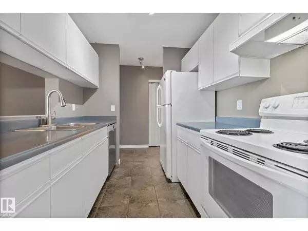 Edmonton, AB T6L6X9,#304 2508 50 ST NW