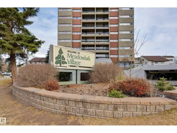 Edmonton, AB T5R2R6,#84 8735 165 ST NW