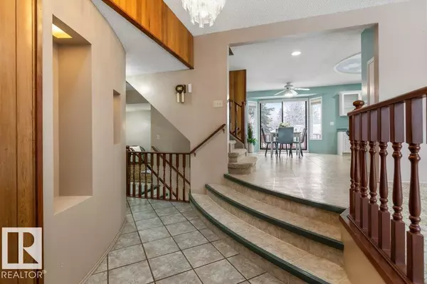 Edmonton, AB T5T1P2,18403 92 AV NW