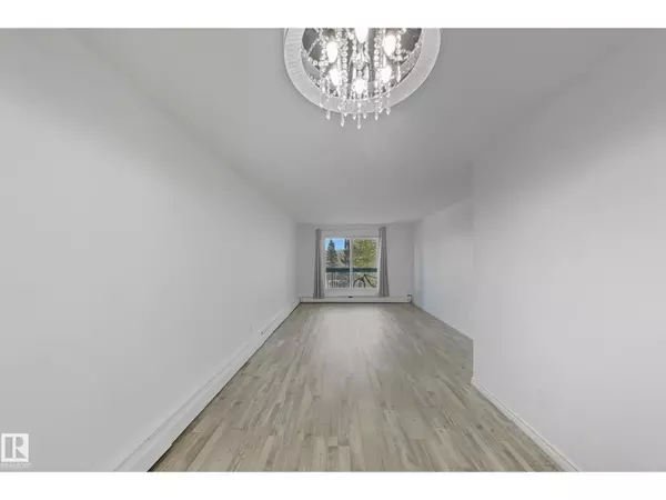 Edmonton, AB T6L5P1,#309 1624 48 ST NW