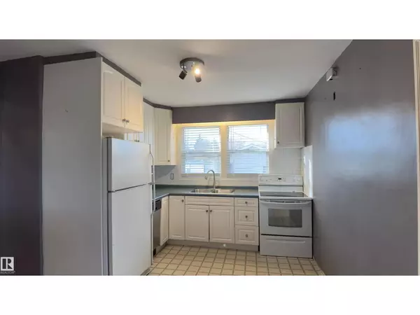 Edmonton, AB T5B2L7,12244 79 ST NW