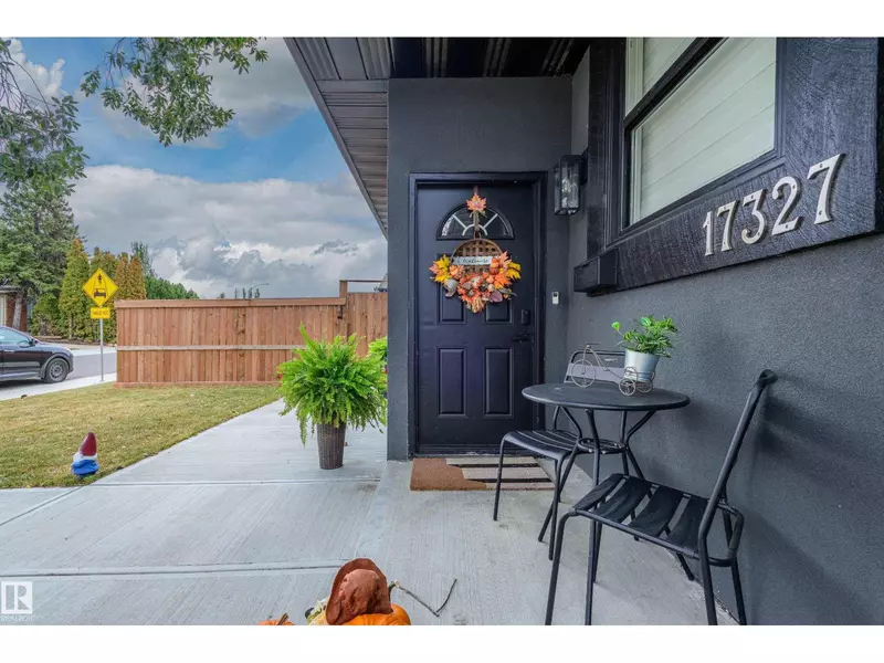 17327 106 ST NW, Edmonton, AB T5X3W9
