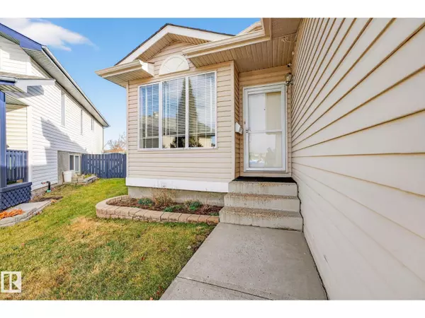 Edmonton, AB T5Z3G8,8304 170 AV NW