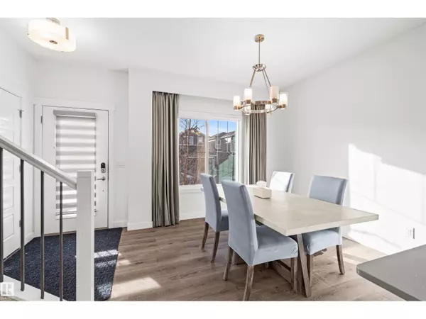 Edmonton, AB T6W4P8,16618 31 AV SW